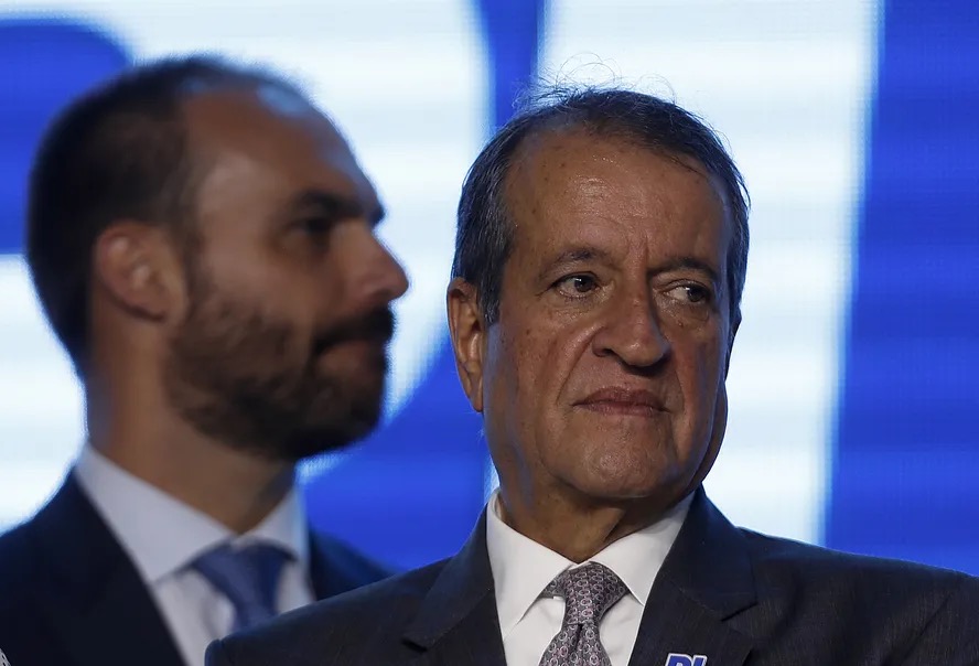 Eduardo Bolsonaro e Valdemar Costa Neto