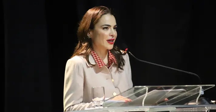 Tatiana Alves Torres é formada em Direito pela Universidade Federal de Minas Gerais | Foto: Divulgação/TCEMG