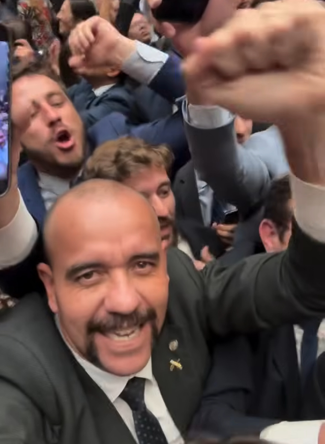 FireShot Capture 5999 - (47) VETO DE LULA AO PL DA DOSIMETRIA É DERRUBADO - YouTube_ - www.youtube.com.jpg