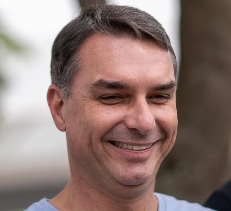 FLAVIO BOLSO 3.PNG