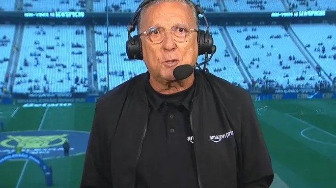 A equipe de Galvão mantém a previsão de viagem para cobertura da Copa do Mundo FIFA de 2026 | Foto: Reprodução/Amazon Prime