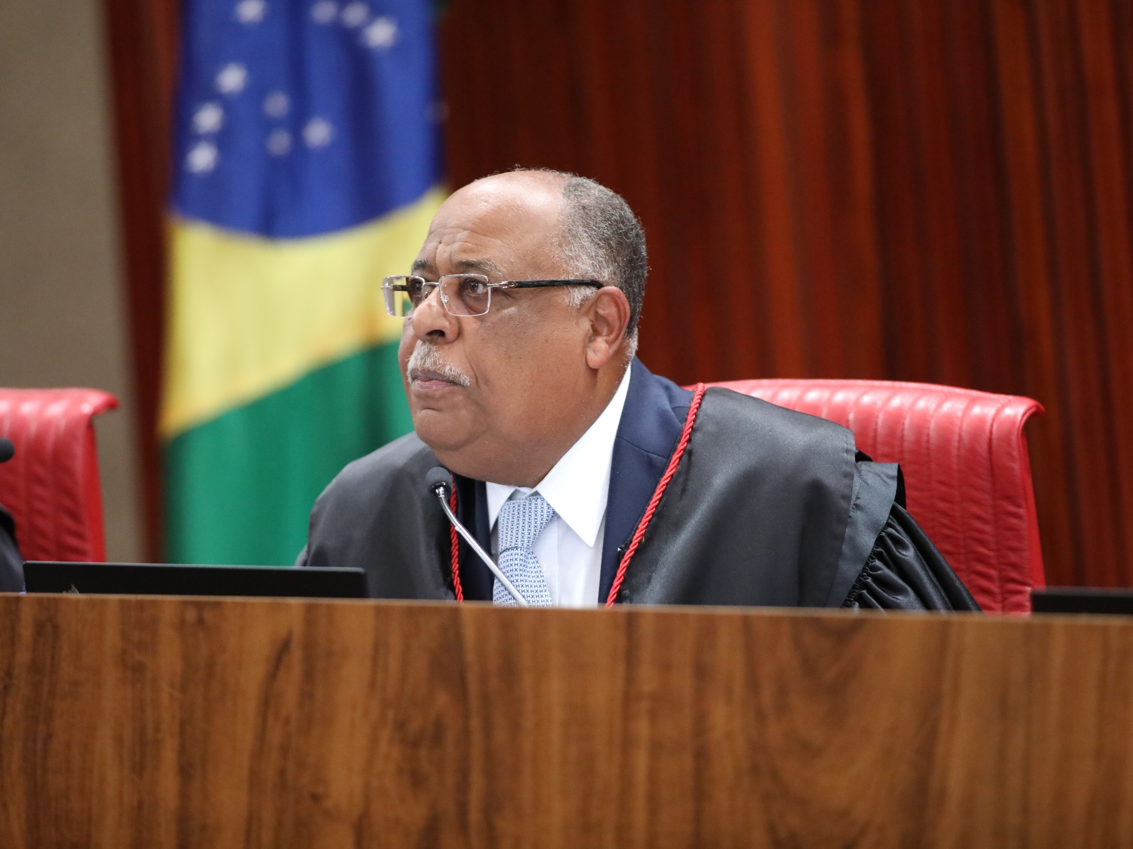 22jun2023---o-ministro-benedito-goncalves-corregedor-eleitoral-durante-sessao-plenaria-do-tse-1687808585321_v2_4x3.jpg
