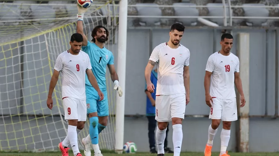 29mai2026---os-iranianos-saeed-ezatolahi-mehdi-taremi-ali-nemati-e-alireza-beiranvand-1780582622502_v2_900x506.jpg.webp