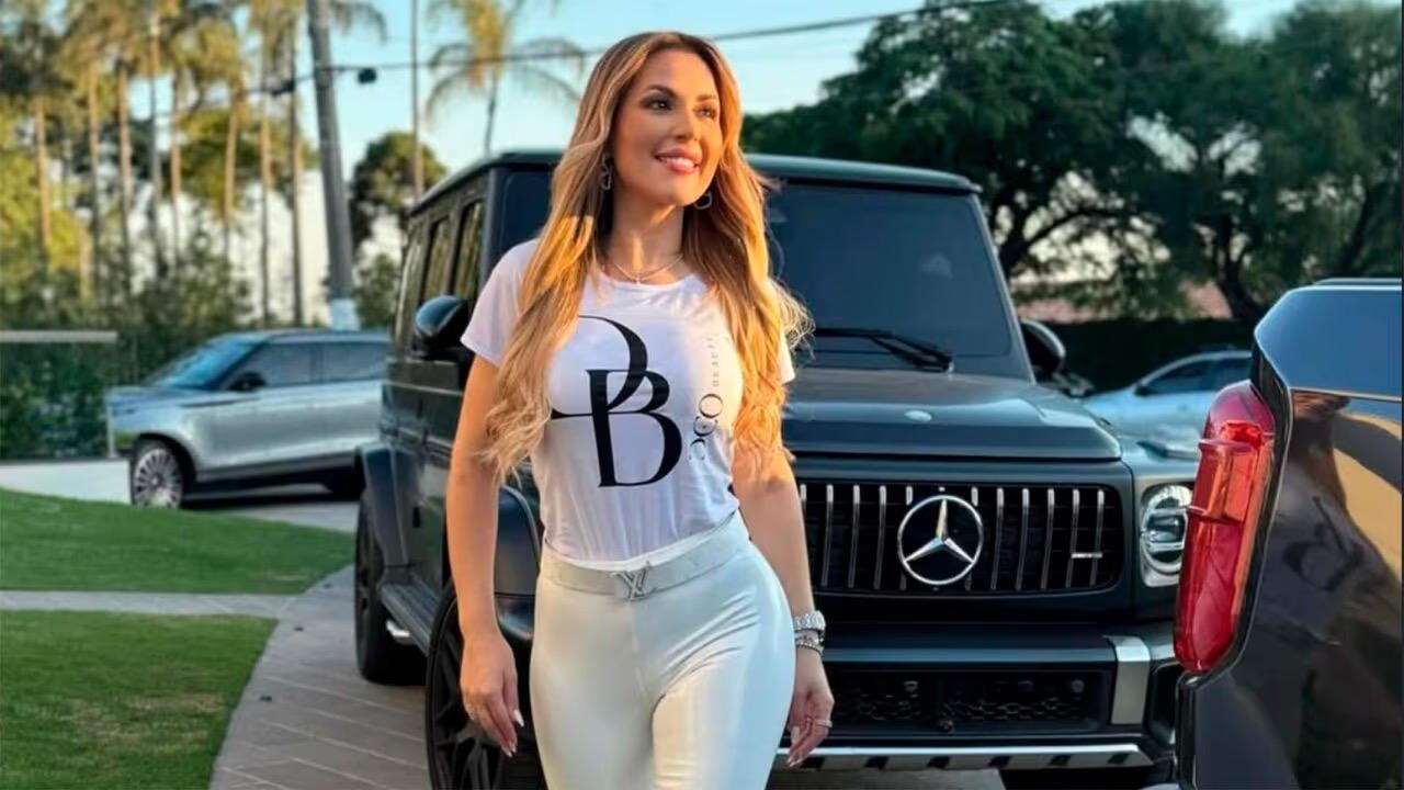 deolane bezerra