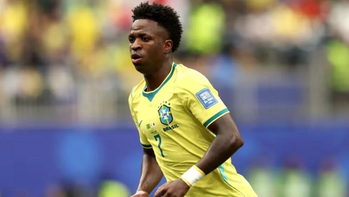 Vinicius Jr durante a partida entre Brasil e Japão  • Foto: Divulgação / FIFA