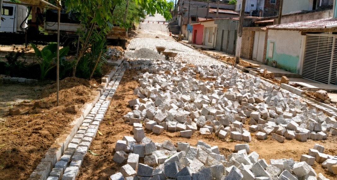 Rua Pantanal, no bairro de Neópolis | Crédito: Seinfra