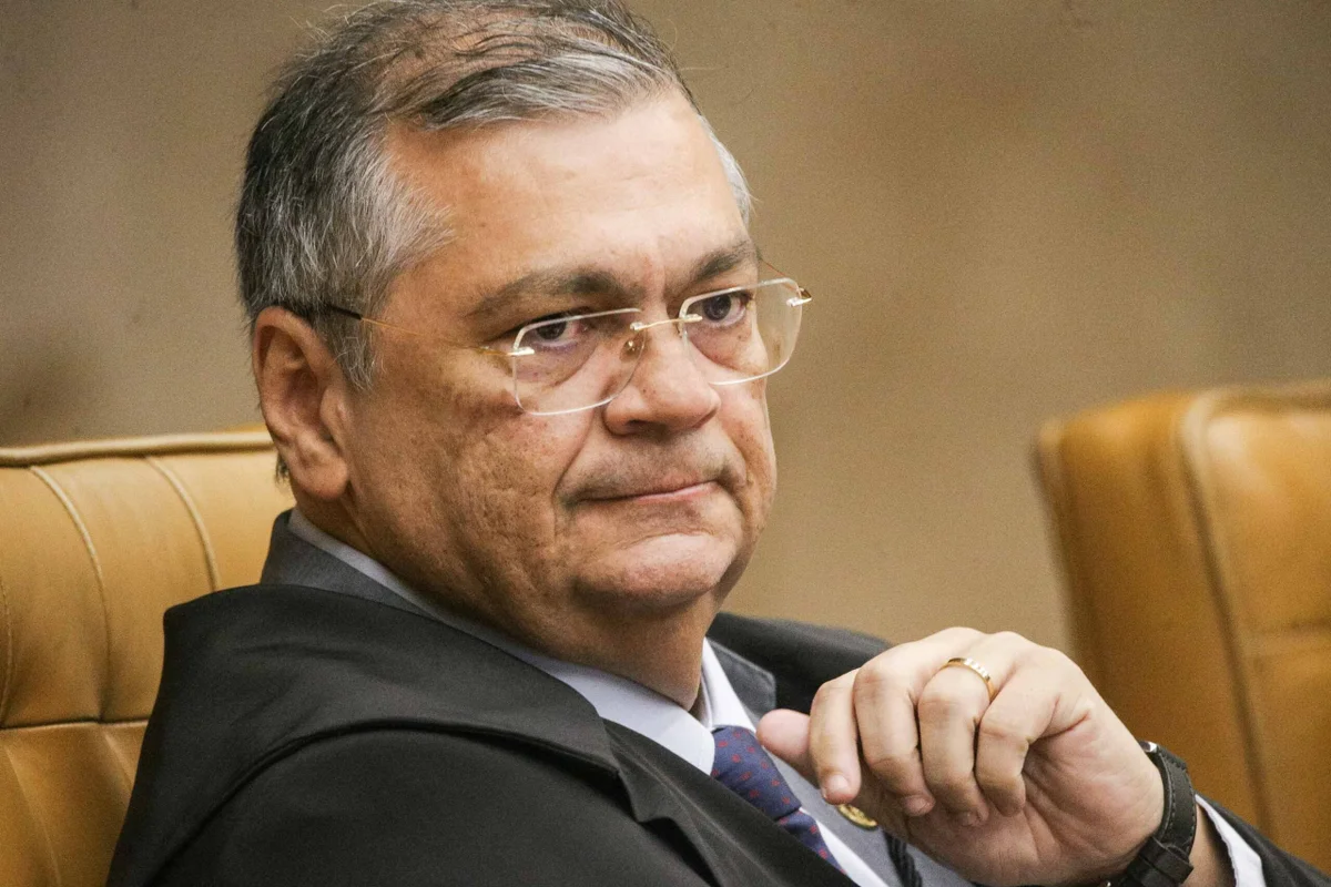 ministro-flavio-dino-do-supremo-tribunal-federal-stf-no-plenario-do-stf-metropoles-2-scaled.webp