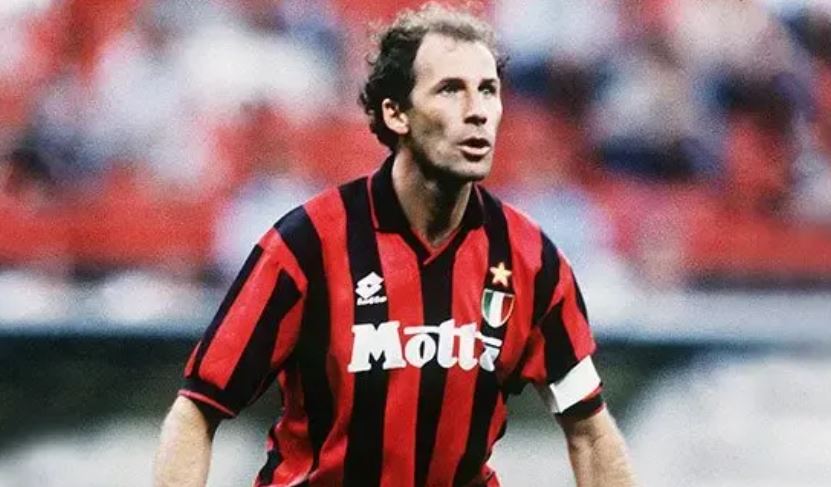 Baresi fez história com a camisa do Milan - Foto: Divulgação/ MIlan