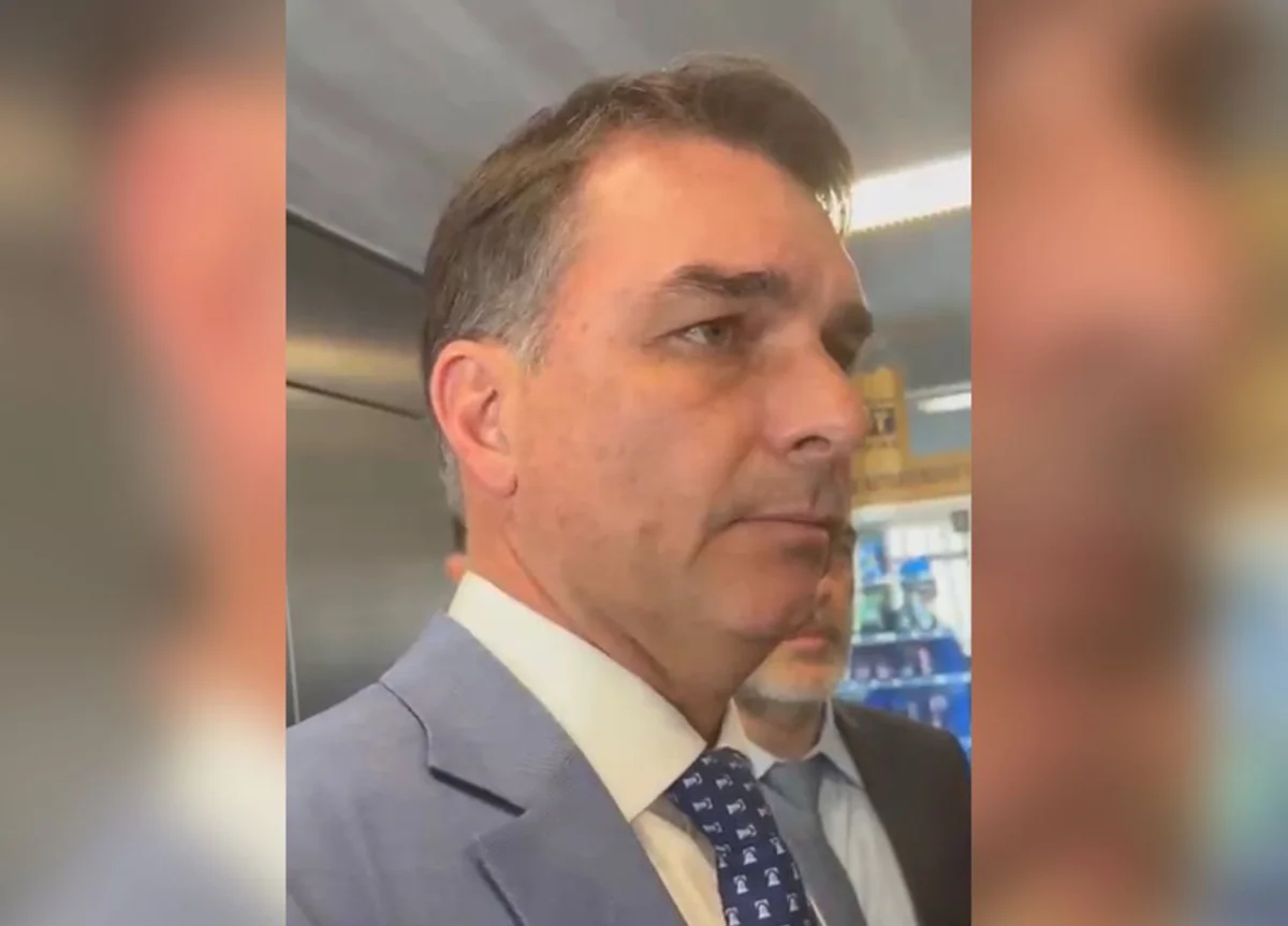 flavio-bolsonaro.webp