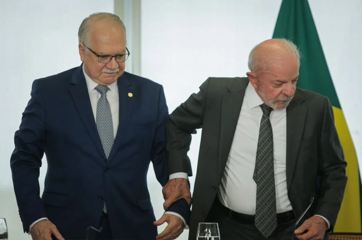 fachin-e-lula.webp