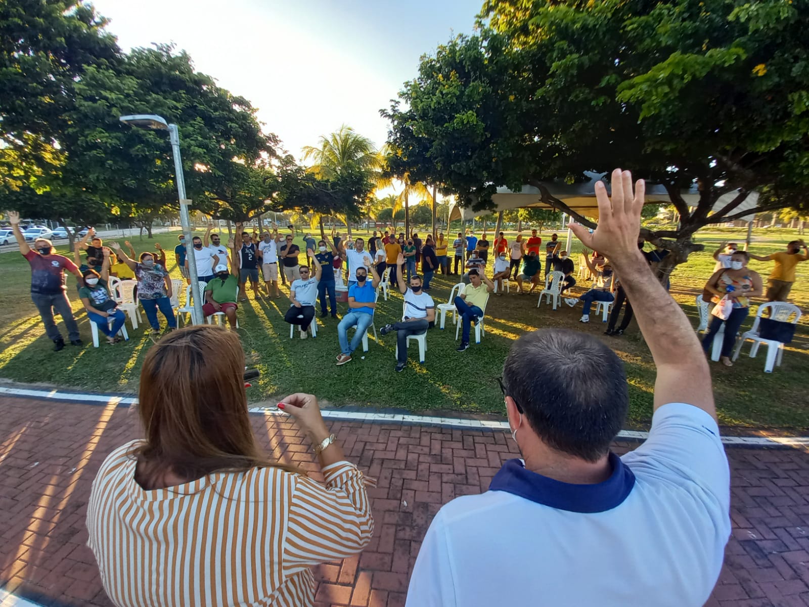 PMs e Bombeiros realizam caminhada com reivindicações contra o Governo do  Estado