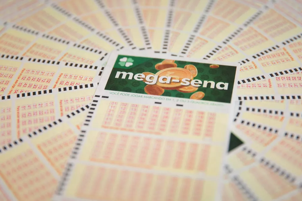 Mega-Sena paga R$ 31 milhões; veja dezenas sorteadas