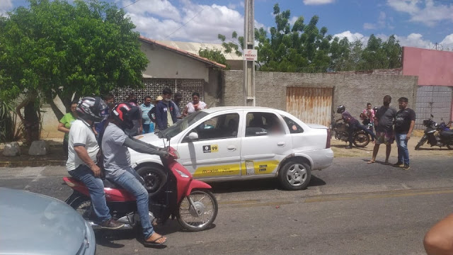 Mãe e filho são mortos a tiros dentro de carro de aplicativo enquanto voltavam de delegacia em Mossoró