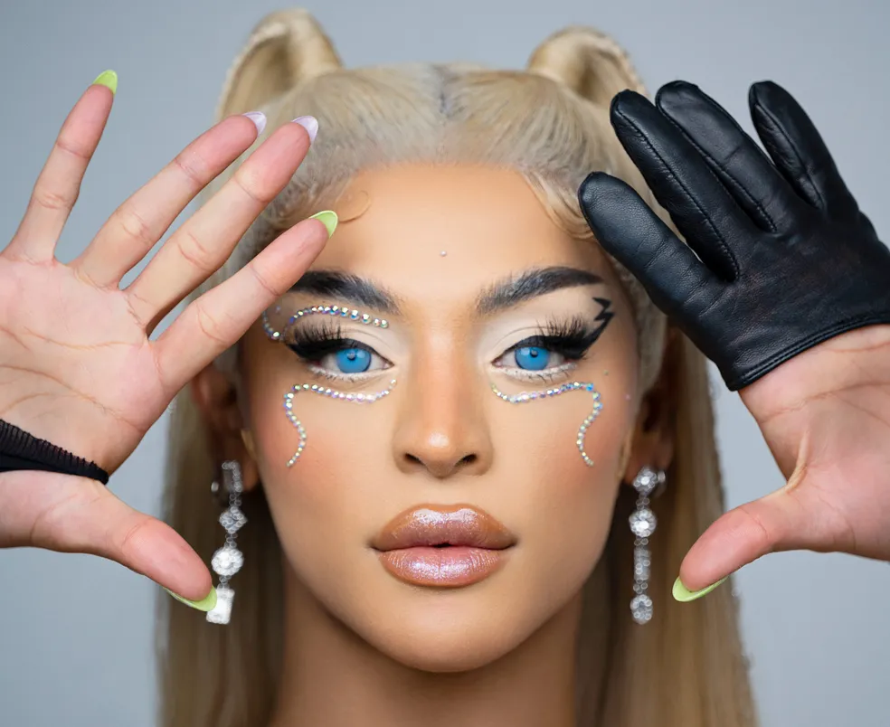 Pabllo Vittar tem contas bancarias bloqueadas por causa de dívida