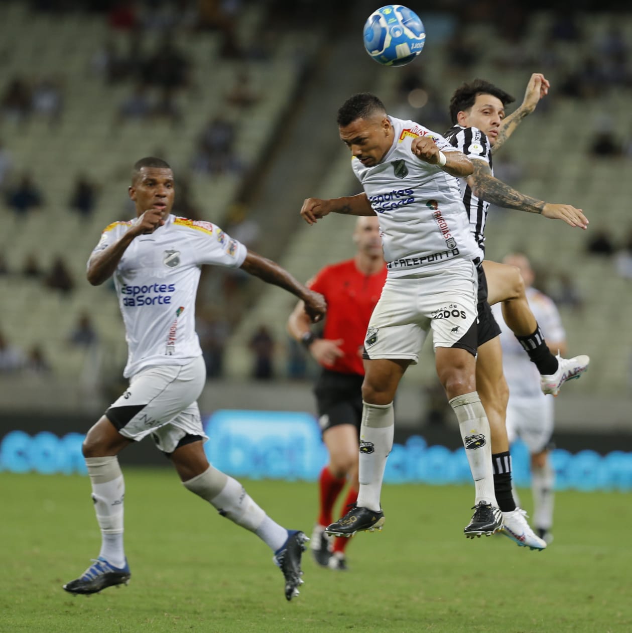 ABC sofre gol no início e é derrotado pelo Ceará