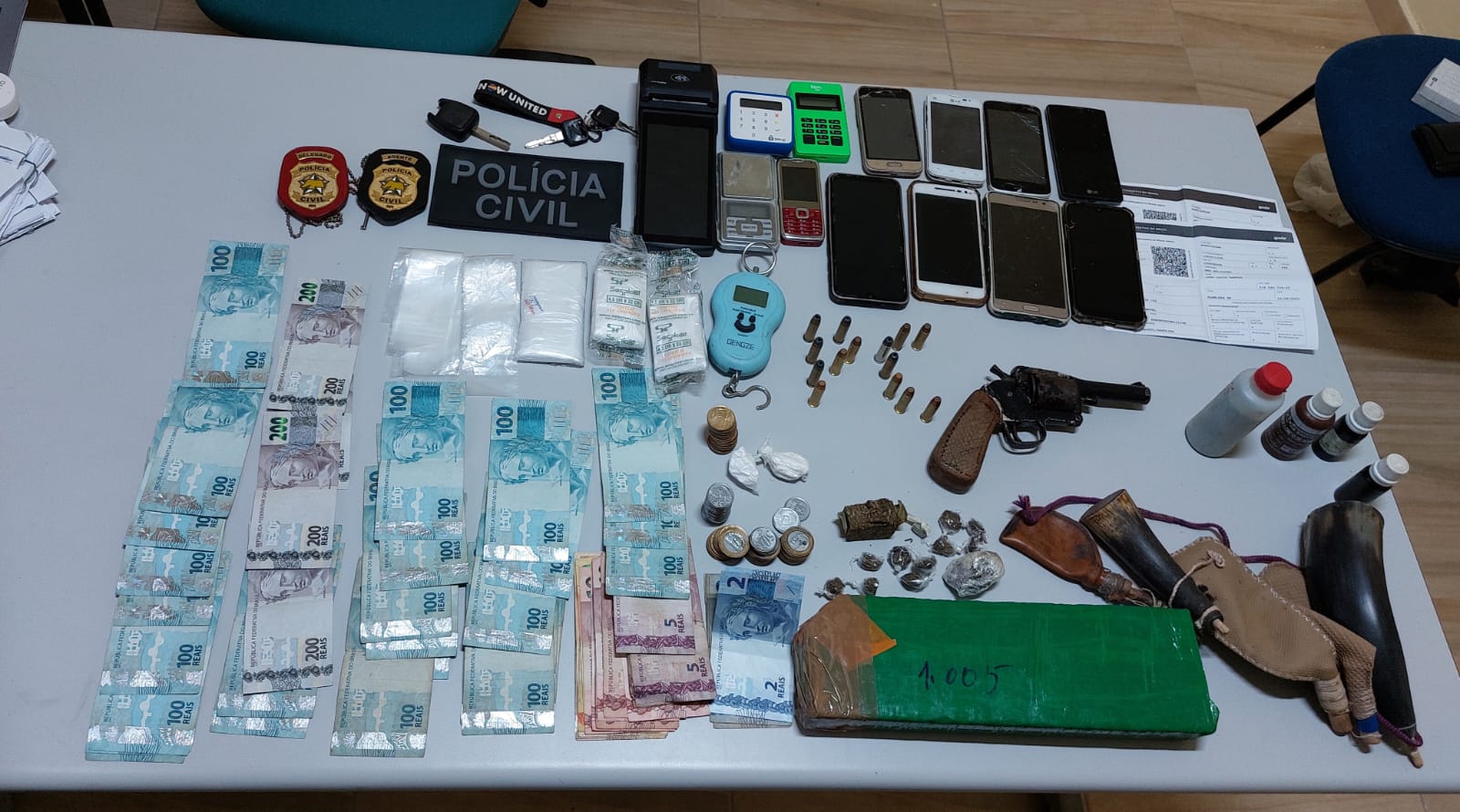 Polícia Civil prende suspeito por tráfico de drogas e posse de armas no interior do RN