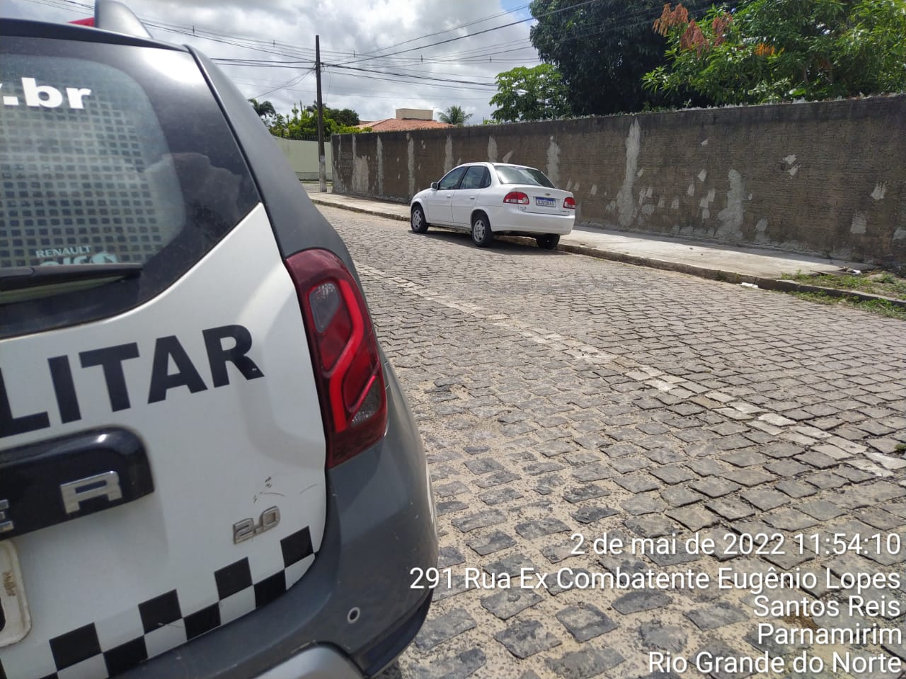 Homens são presos suspeitos de praticarem assaltos na Grande Natal e veículos são recuperados