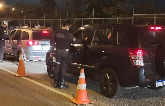 PM autua 38 motoristas por dirigirem bêbados no prolongamento da Prudente de Morais