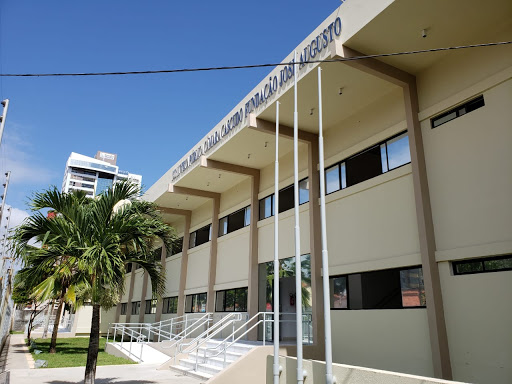 Após nove anos fechada, Biblioteca Câmara Cascudo é reaberta e conta com programação artística