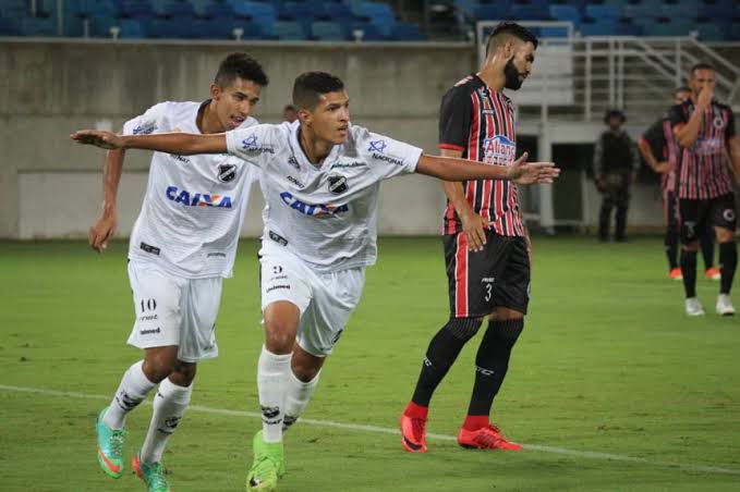 Promessa potiguar, que chegou a ser artilheiro do Brasil, deixa Corinthians após disputar apenas 4 jogos em 5 anos