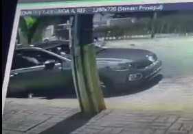 [VÍDEO] Policial tem carro roubado em pleno bairro de Petrópolis