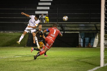 ABC aproveita fragilidade do time baiano e "mata" o jogo em 45 minutos