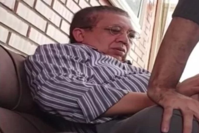 [VÍDEO] Padre é afastado após ser gravado fazendo sexo com outro homem