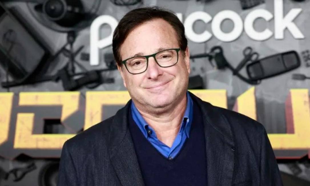 Família de Bob Saget revela causa da morte do ator de “Três é Demais”