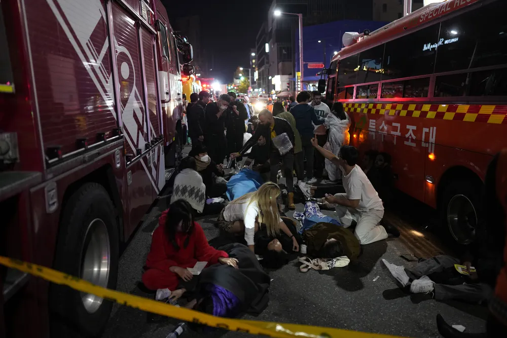 Tragédia: Pelo menos 120 morrem em festa de Halloween