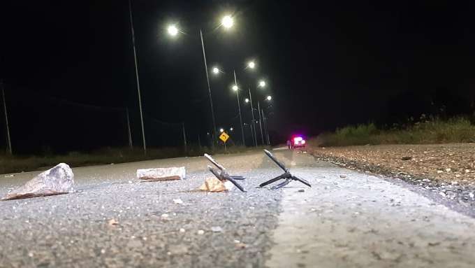 Bandidos espalham grampos na estrada do aeroporto de São Gonçalo do Amarante