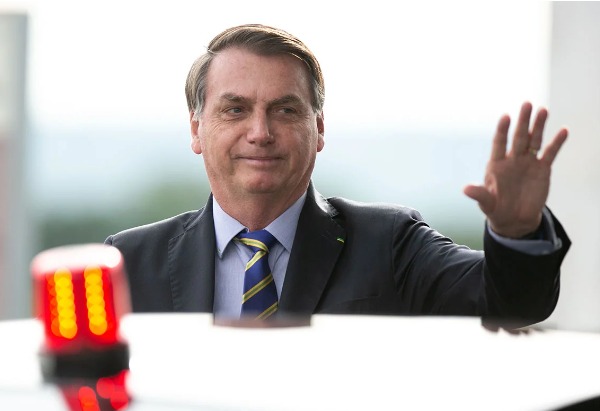 Equipe do GSI desembarca em Orlando para preparar chegada de Bolsonaro; presidente nega viagem