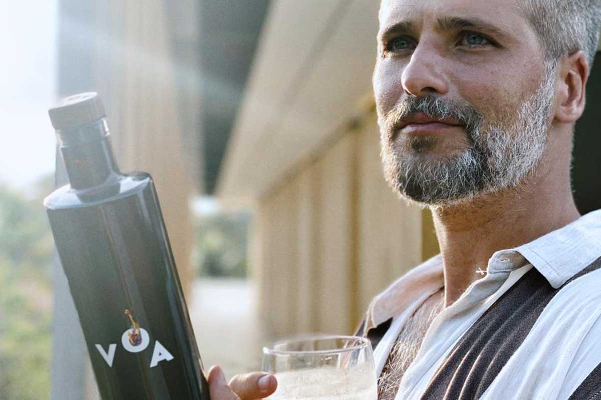 Ator Bruno Gagliasso vira sócio de vodka artesanal produzida em Caicó