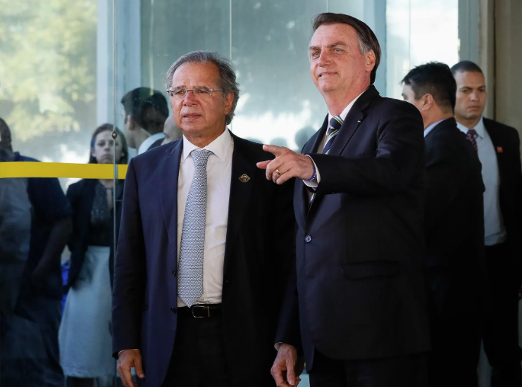 Governo decide dar aumento de 5% a servidores federais a partir de julho