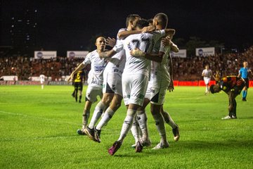 ABC joga mal e perde de goleada para o Sport na Ilha do Retiro