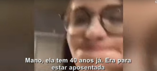 [VIDEO] Universitárias debocham de colega de 40 anos gera indignação nas redes sociais