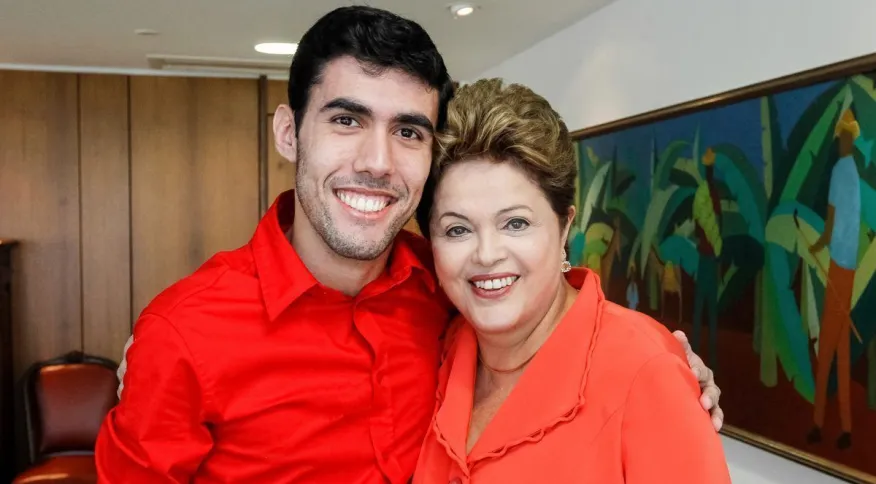 Criador do perfil “Dilma Bolada” é nomeado para cargo em estatal de comunicação