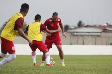 A situação do América se complica demais