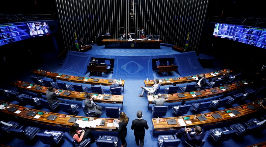 Senado aprova texto-base da PEC dos Precatórios em 1º turno com 64 votos