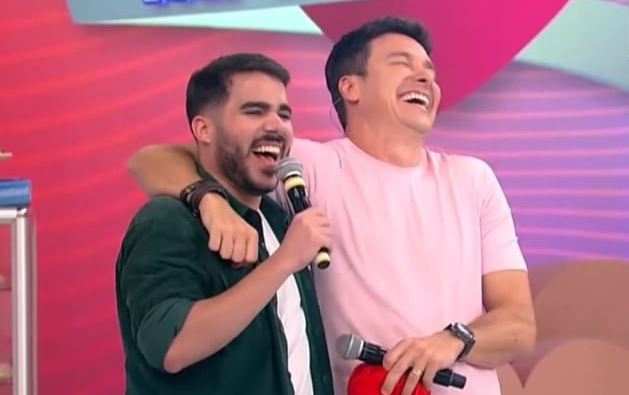 [VÍDEO]  Natalense conquista prêmio de melhor cantada após participação no "Vai Dar Namoro", da Record TV