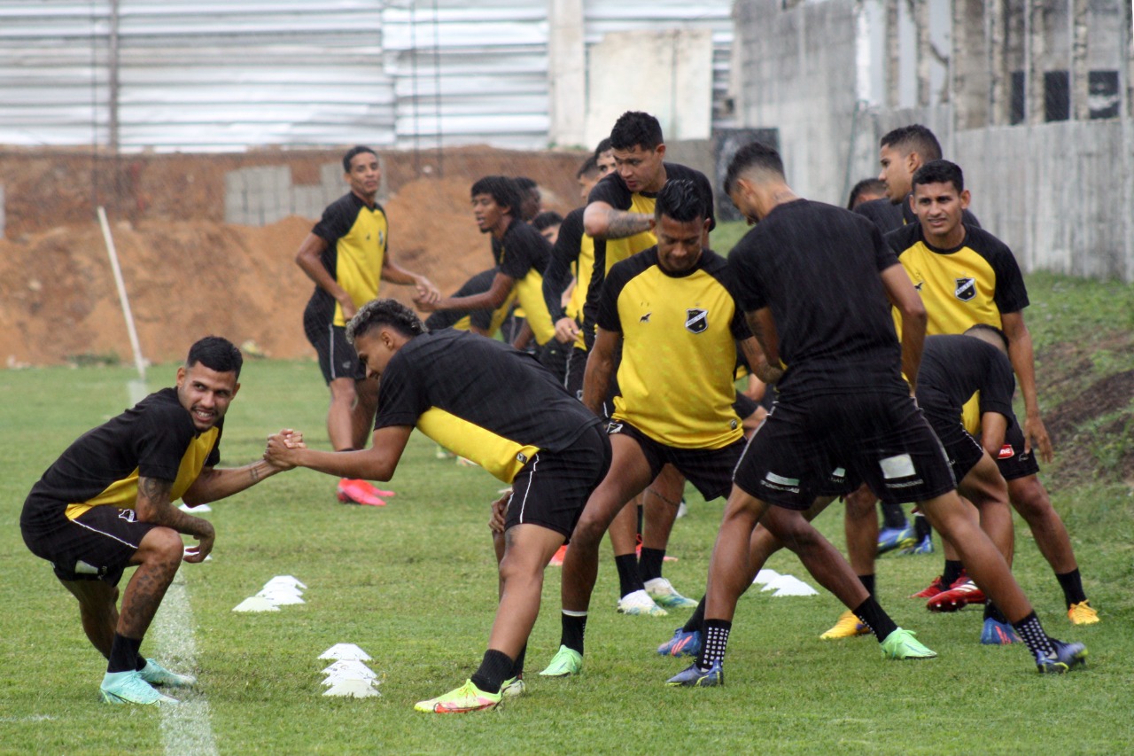 Wallyson deve reaparecer de titular contra o Manaus