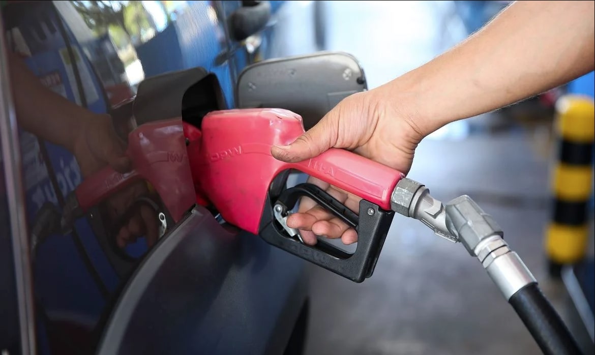 Gasolina subiu? Veja onde abastecer por R$ 5,59 em Natal