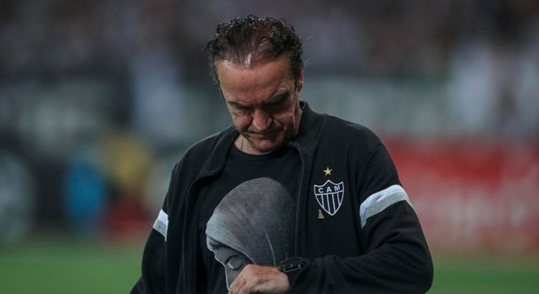 Técnico Cuca alega problemas familiares e deixa o Atlético-MG