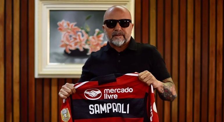 Sampaoli é apresentado na Gávea: 'Flamengo era o meu plano A'