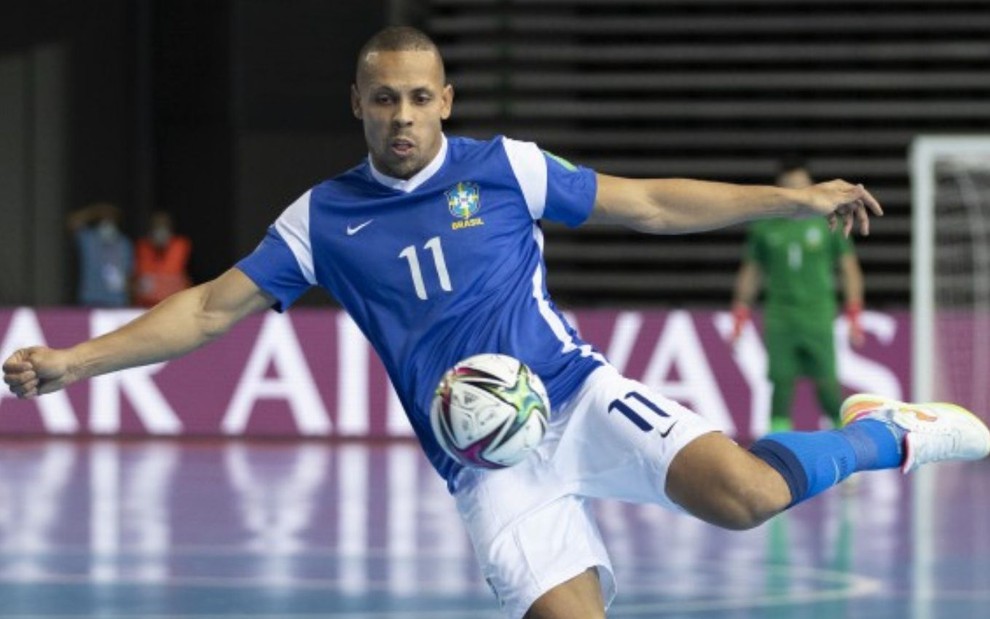 Copa do Mundo de Futsal derruba audiência e deixa a Globo atrás da Record