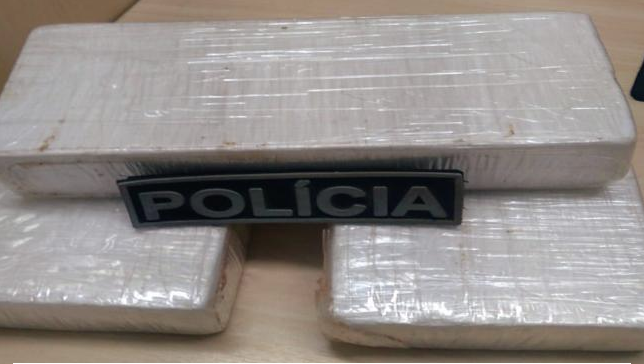 Polícia apreende quase R$ 400 mil em cocaína na BR-101, na Grande Natal