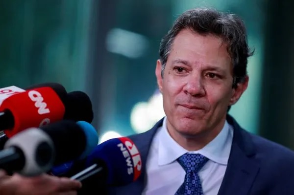 Haddad vê 'abuso' de empresas no uso de regime para evitar imposto de renda e avalia medidas