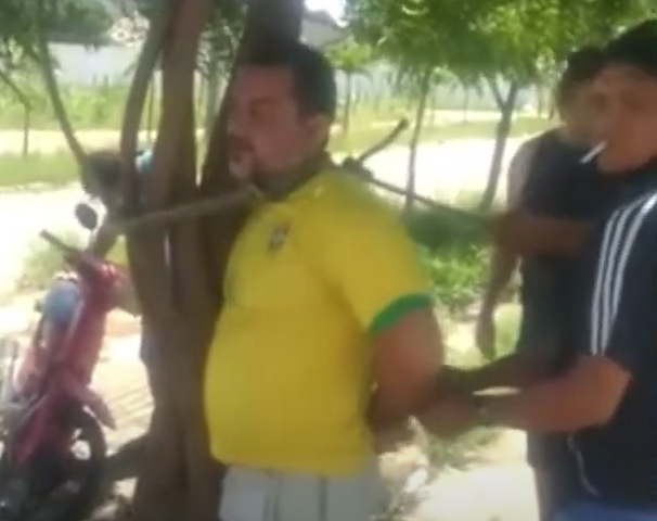 [VÍDEO] Advogado acusado de aliciar menores na Grande Natal falou que Bolsonaro mandou matar vagabundos e disse ser soldado israelense