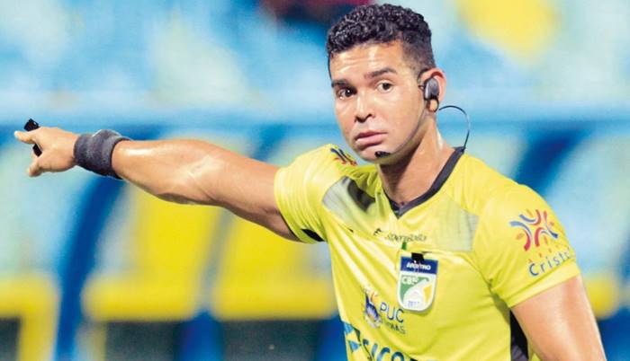 Curtinhas: polêmica do apito, favoritismo do América, Sub-20 , Neto zoando Felipe Melo e mais