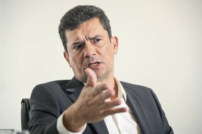 Moro diz que fala de deputado sobre nazismo foi "erro brutal" e “gafe verbal”