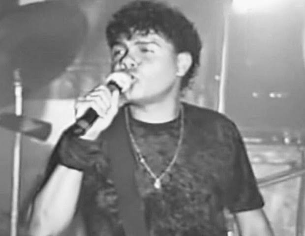 Calcinha Preta lamenta assassinato de ex-vocalista